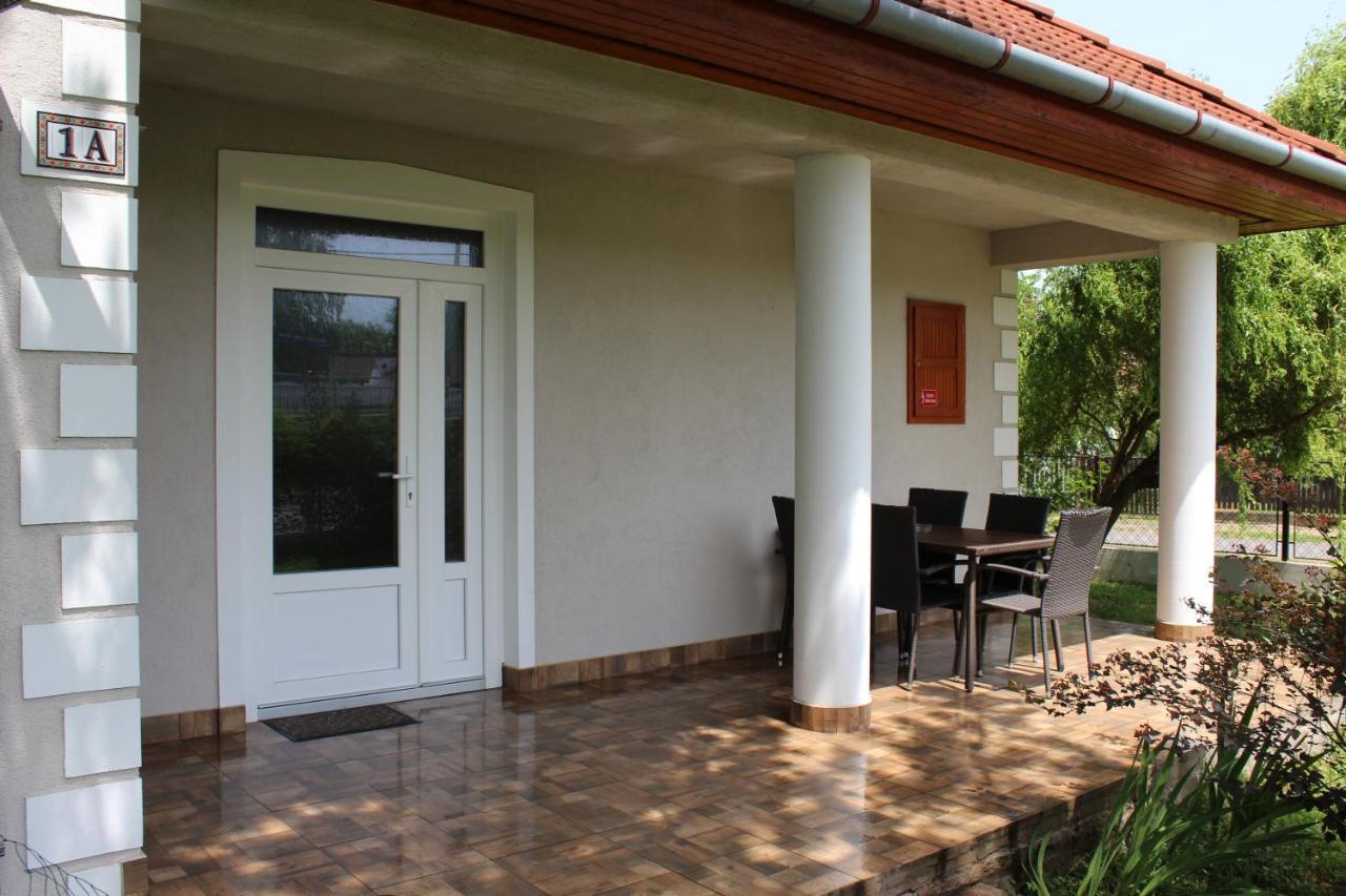 Petita Garden Apartman Σίοφοκ Εξωτερικό φωτογραφία